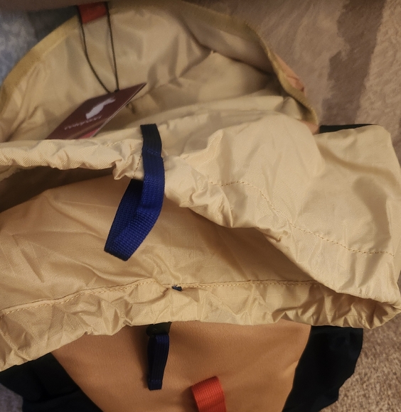 Cotopaxi 22L Tapas Backpack...travel...outdoor...schooling Backpack - Picture 3 of 6